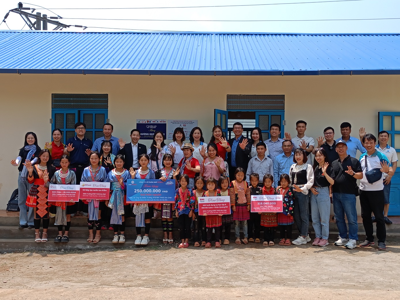 Công ty Mặt Trời Đỏ triển khai dự án xây trường thiện nguyện tại Điện Biên