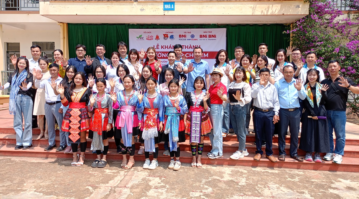 Công ty Mặt Trời Đỏ tài trợ dự án Xây trường vùng cao Sín Chải Điện Biên