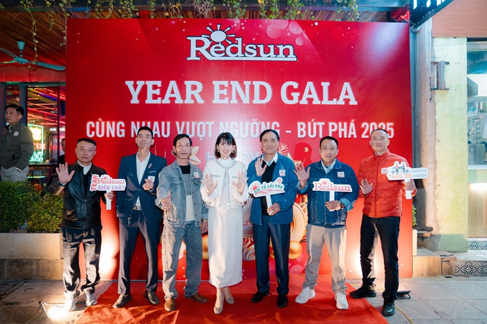 cho thuê xe đưa đón Giám đốc cấp cao tại Hà Nội và Hồ Chí Minh