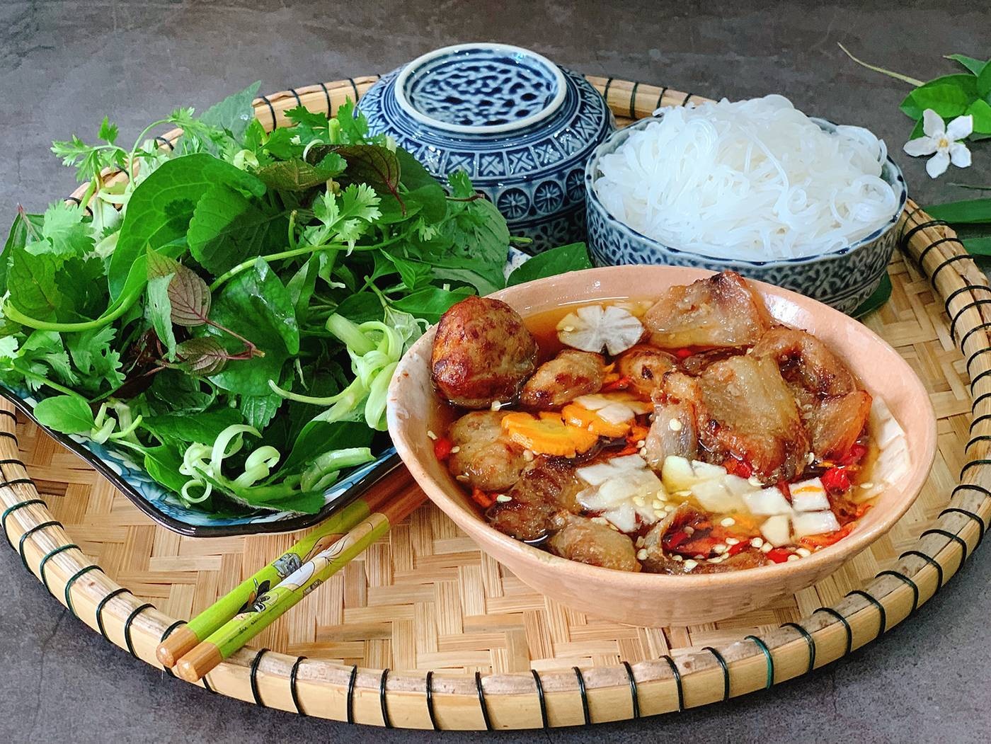 Bun Cha Hanoi - BBQ Pork Noodle with dipped source - Cooking tour hanoi