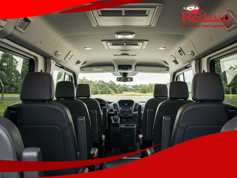 Nội thất xe 16 chỗ du lịch hiện đại và tiện nghi RedSun
