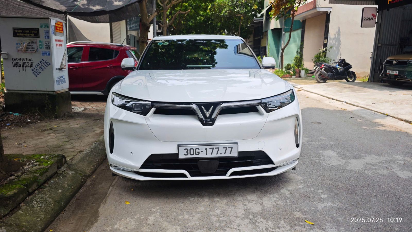 dich_vu_cho_thue_xe_vf9